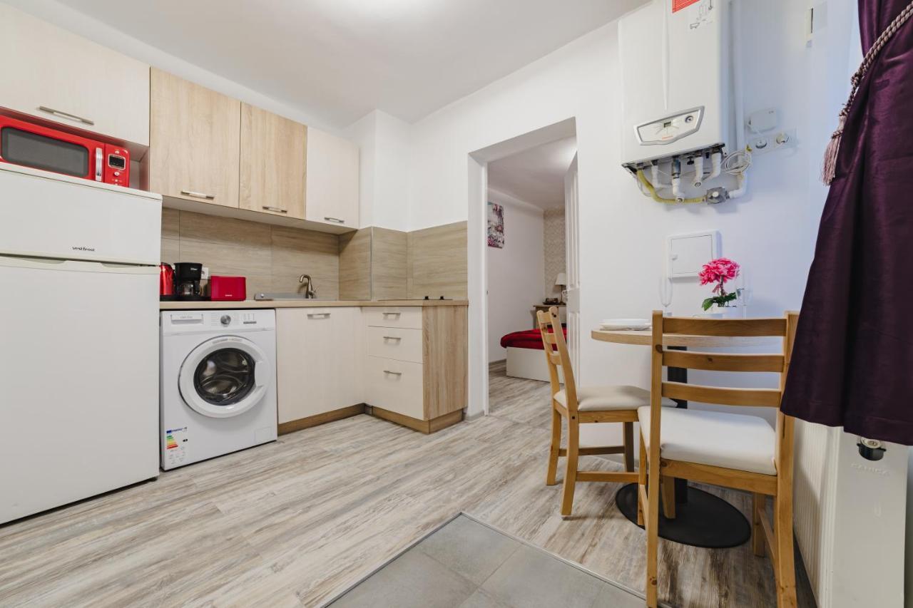 Studio Central Poarta Schei Brasov Ngoại thất bức ảnh