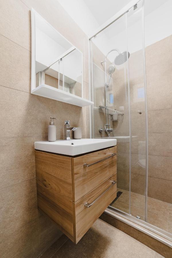 Studio Central Poarta Schei Brasov Ngoại thất bức ảnh